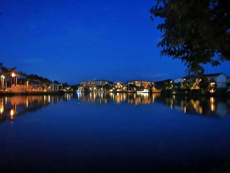 绿水青山，，，，，联翩而至，，，，，腾博官网诚信为本,专业服务2018云浮之旅