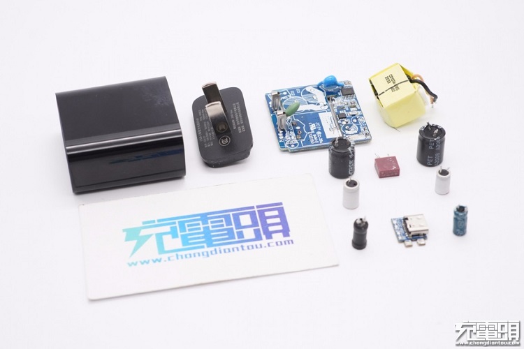 腾博官网诚信为本,专业服务PD20W充电器开箱评测：拆解篇（下）